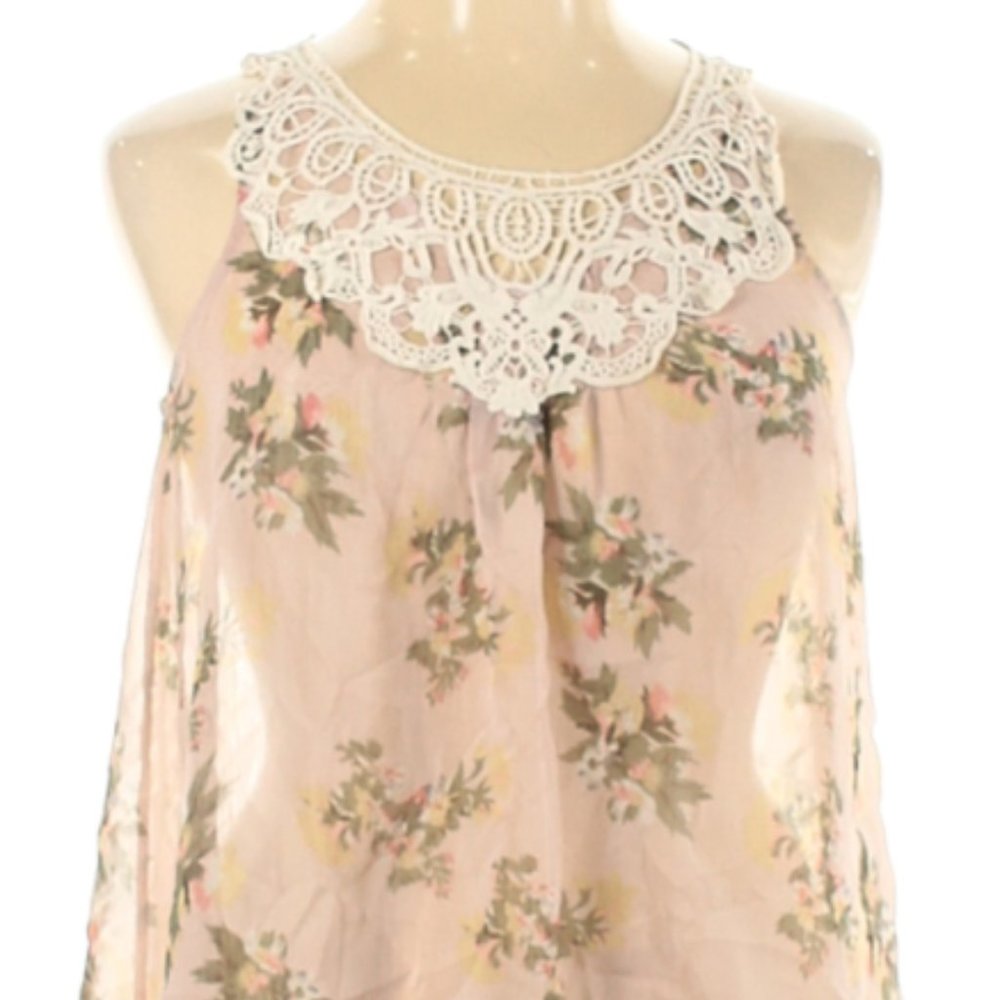 Floral Sleeveless Blouse